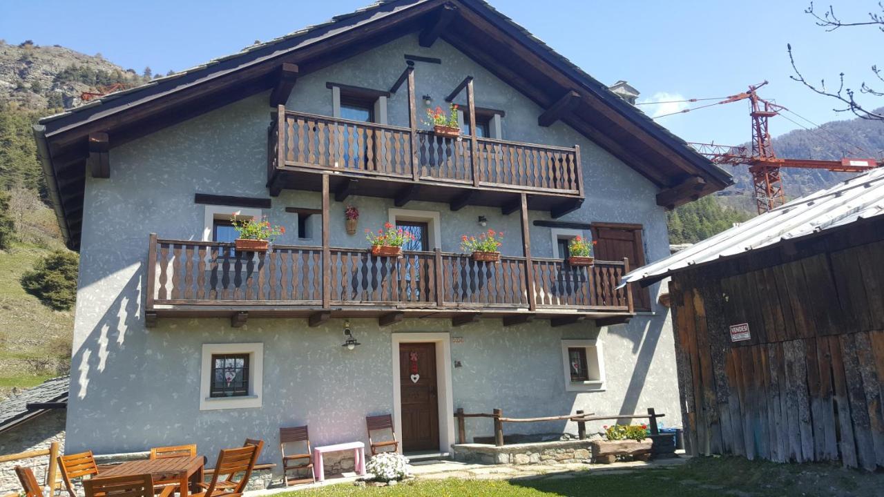 Home Sweet Home Antey-Saint-Andre Exterior photo